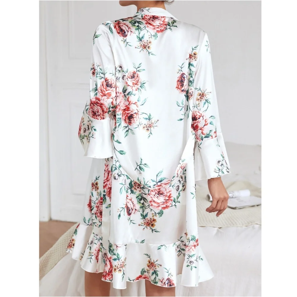 White Satin Slip & Robe Floral Print 2 Piece Lingerie Set - Picture 2 of 5